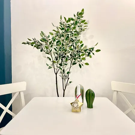 Agate Apartment